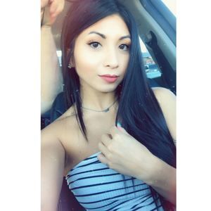 Meet your Posher, Claire